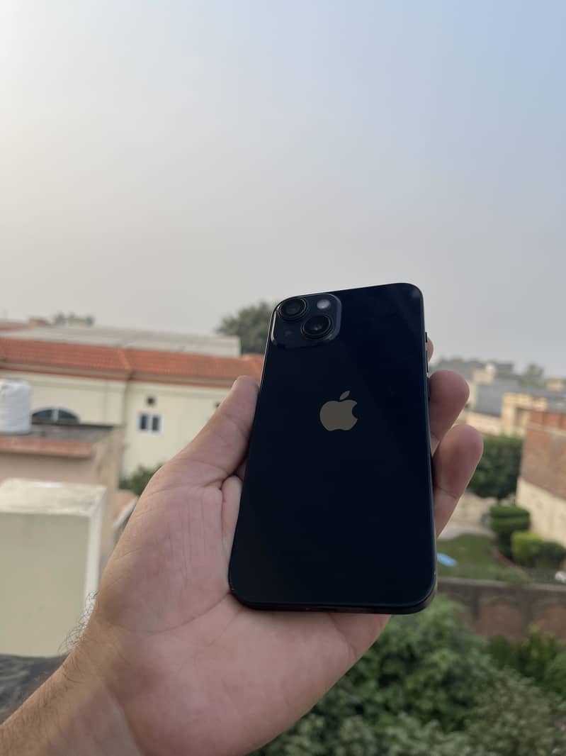 Apple iPhone 14 4