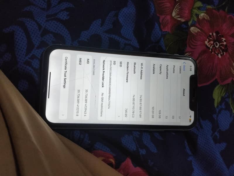 Apple iPhone XR 6