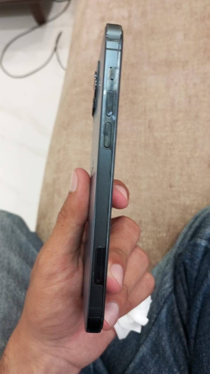 Apple iPhone 12 Pro 2