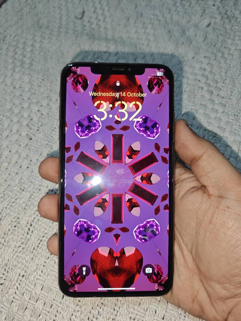 Apple iPhone XS Max 2
