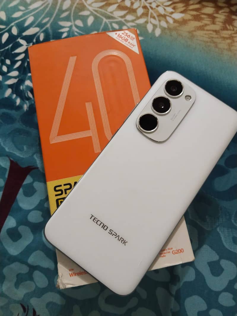 techno spark 40 pro plus 0
