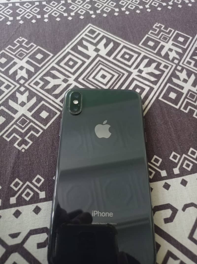 Apple iPhone Xs 0
