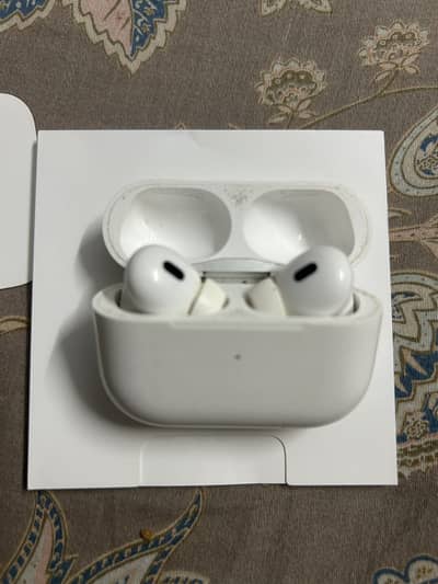 AirPods Pro 2 lightning
