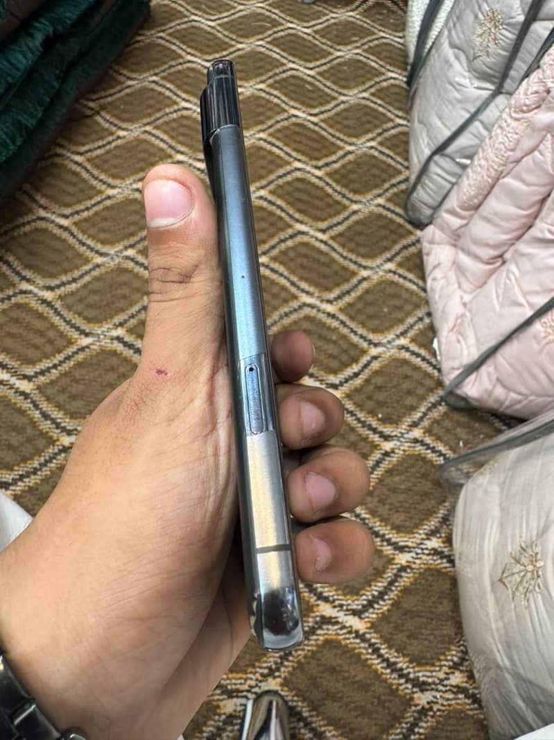 Google Pixel 8 Pro 6