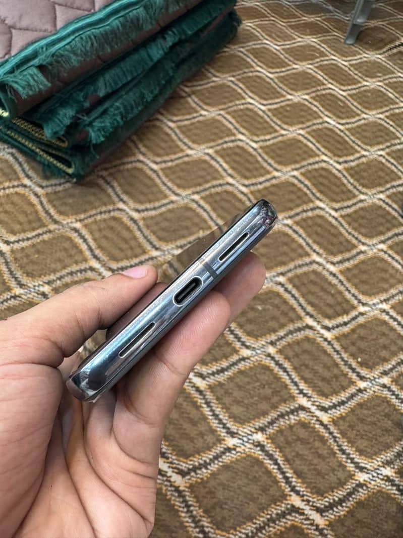Google Pixel 8 Pro 7