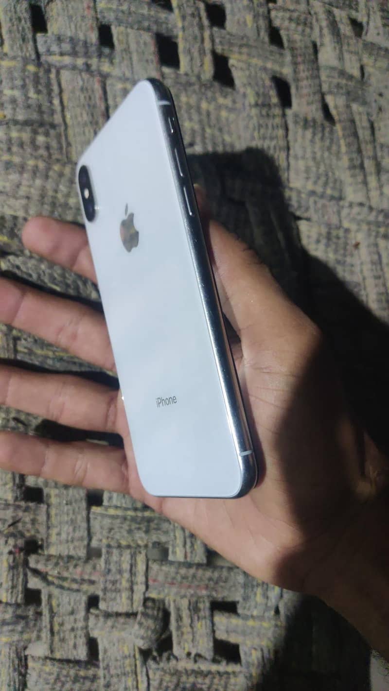 Apple iPhone X 1
