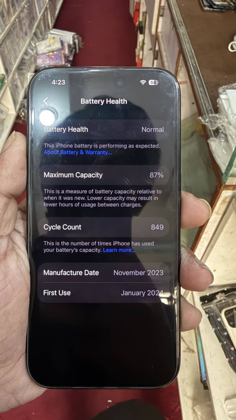 Apple iPhone 15 Pro 2