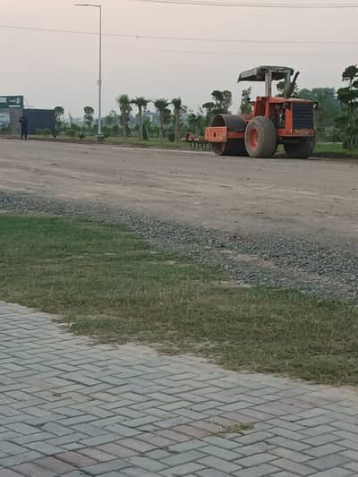 10 Marla Plot In Grand Residancia on Ground with plot number
