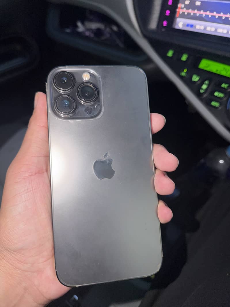Apple iPhone 13 Pro Max 0