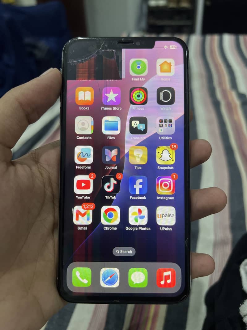 Apple iPhone XS Max 2