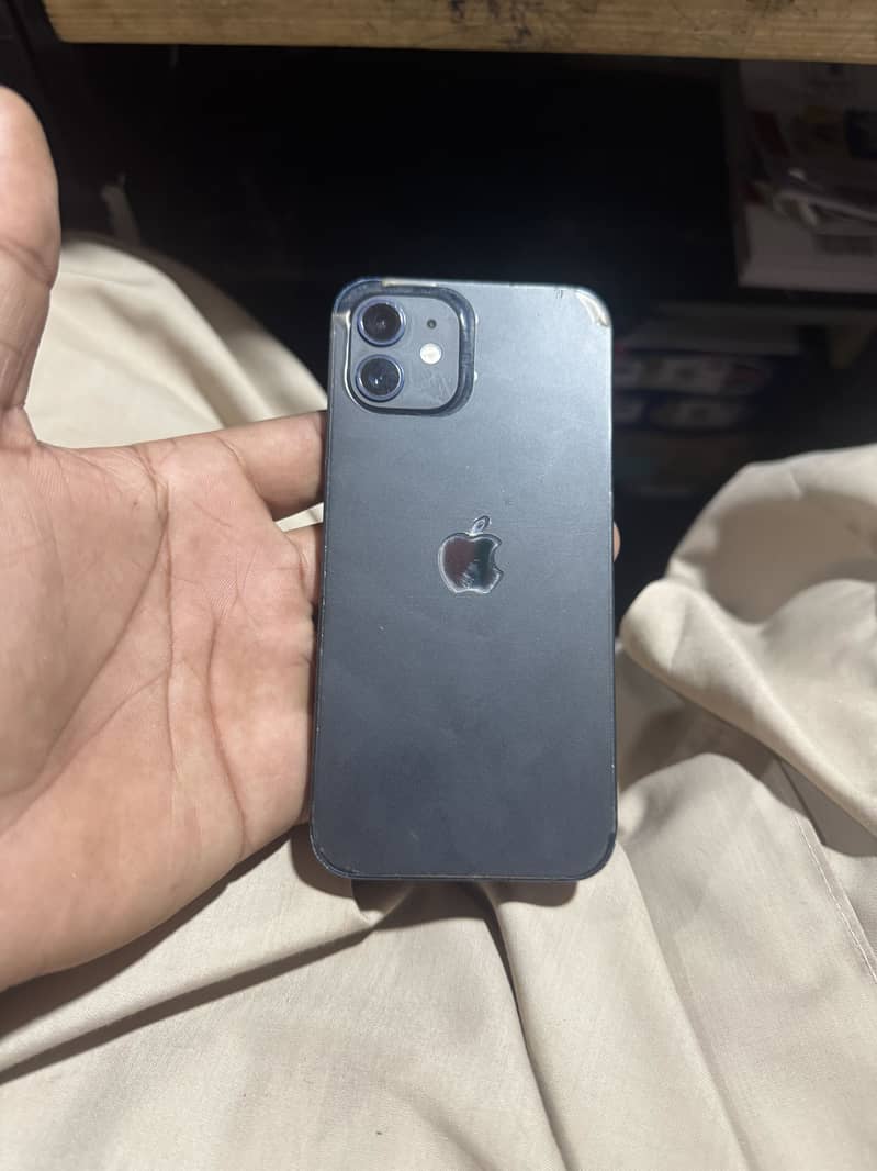 Apple iPhone 12 0