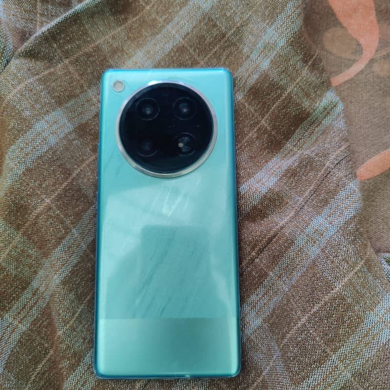 Infinix Zero 40 1