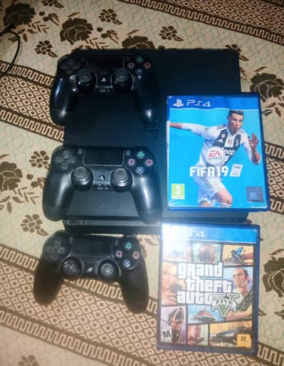 PlayStation 4 Slim, 500GB , Non jail Break