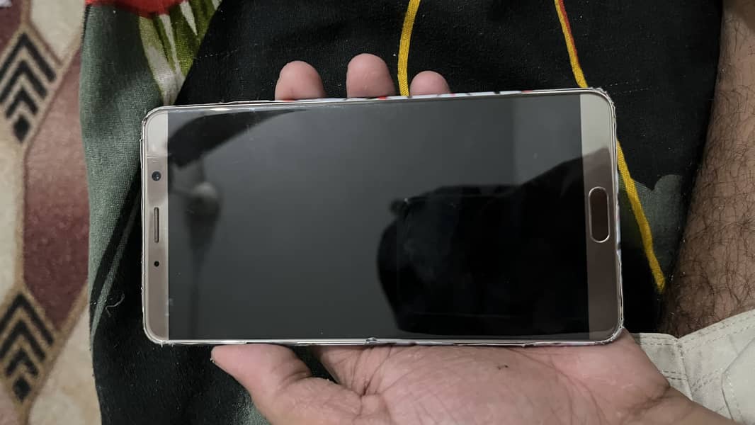 Huawei Mate 10 1