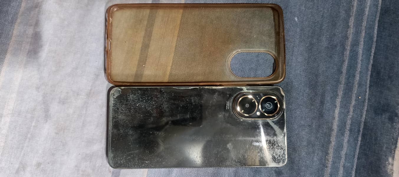 Realme C67 0