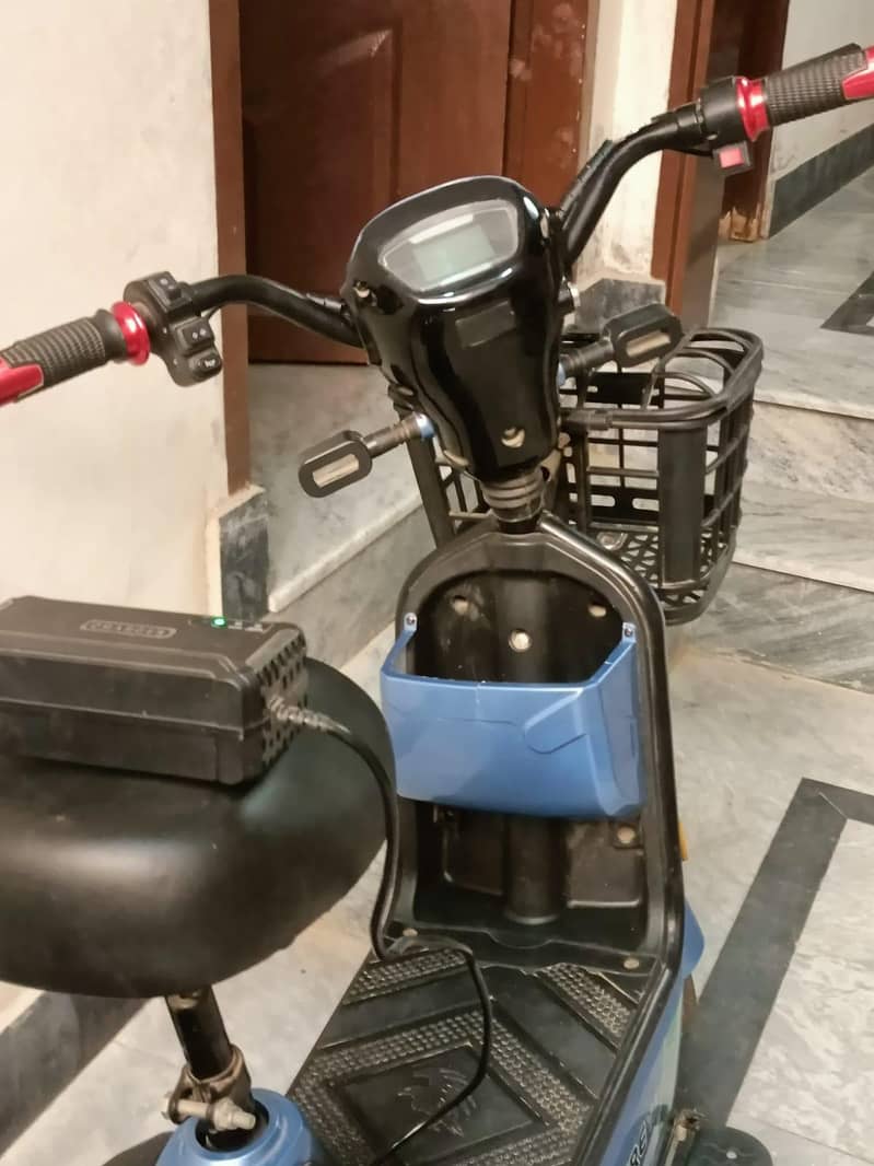 electric scooter 3