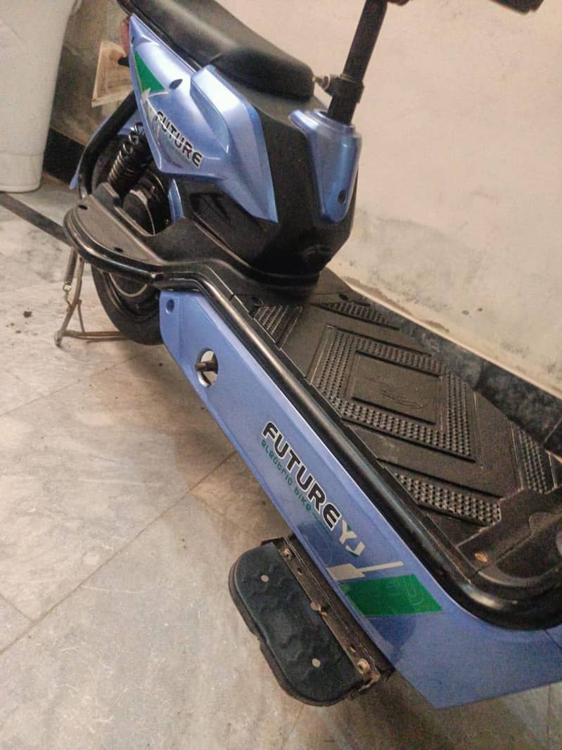 electric scooter 9