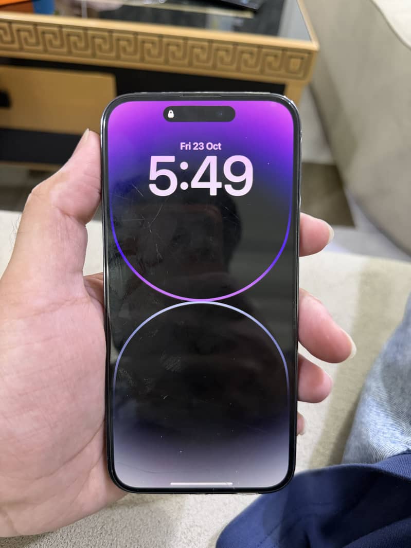 Apple iPhone 14 Pro Max 1