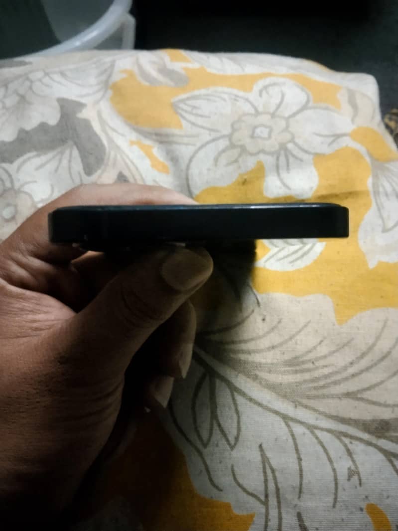 Apple iPhone 12 5