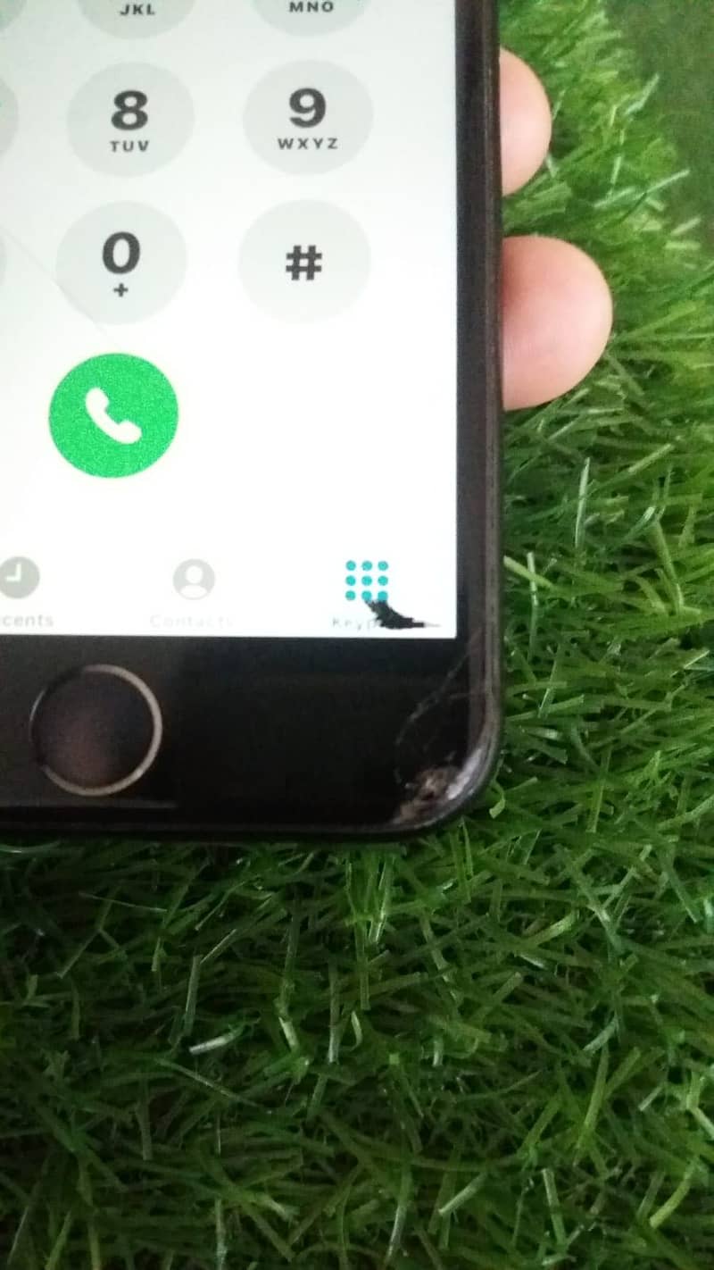Apple iPhone 7 1