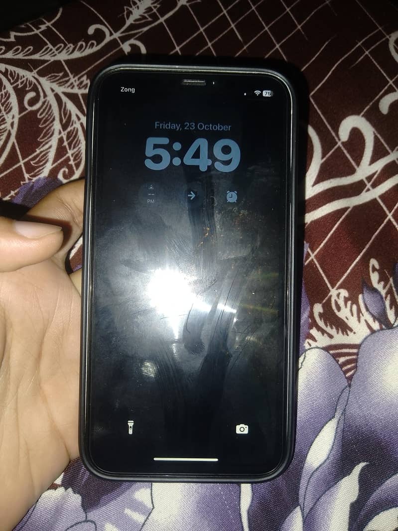 Apple iPhone XR 1