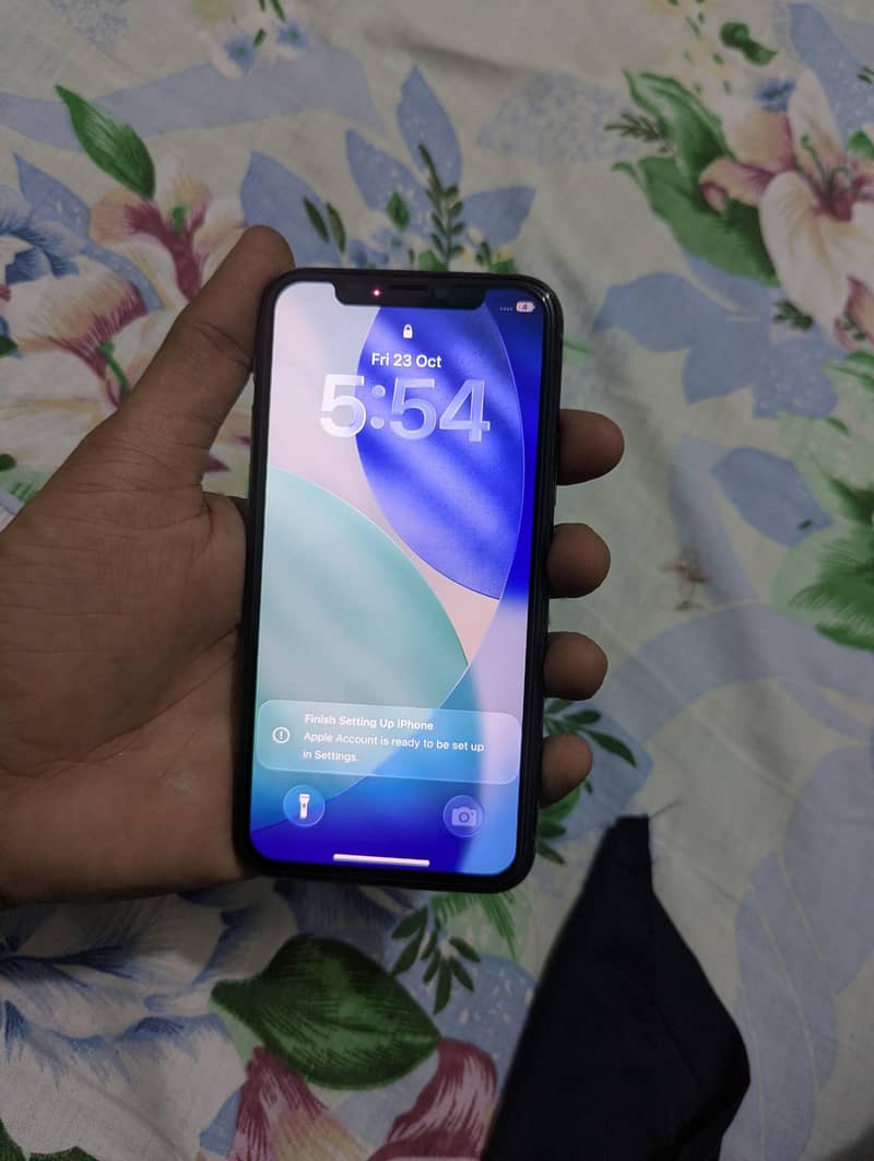 Apple iPhone 11 Pro 1
