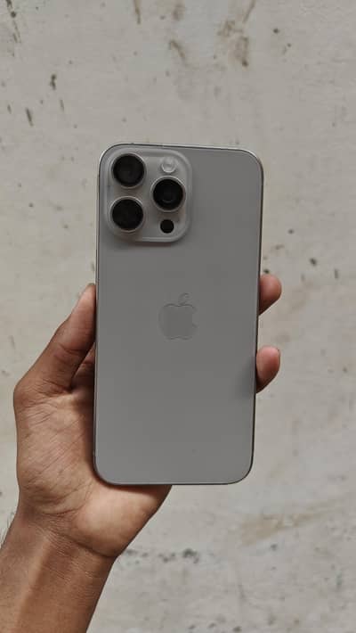 Apple iPhone 15 Pro Max