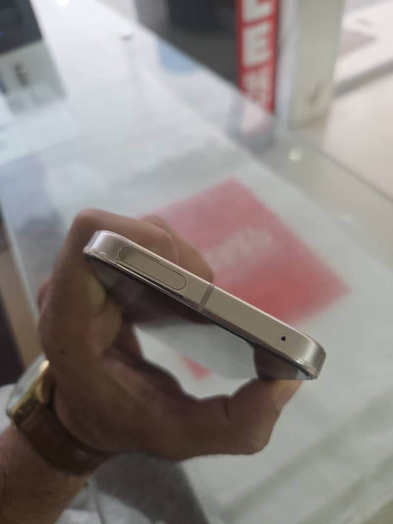 Google Pixel 9 Pro XL 4