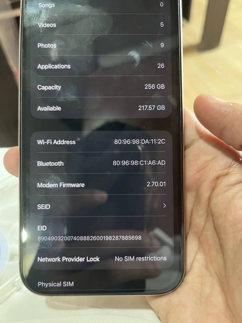 Apple iPhone 16 Pro Max 6