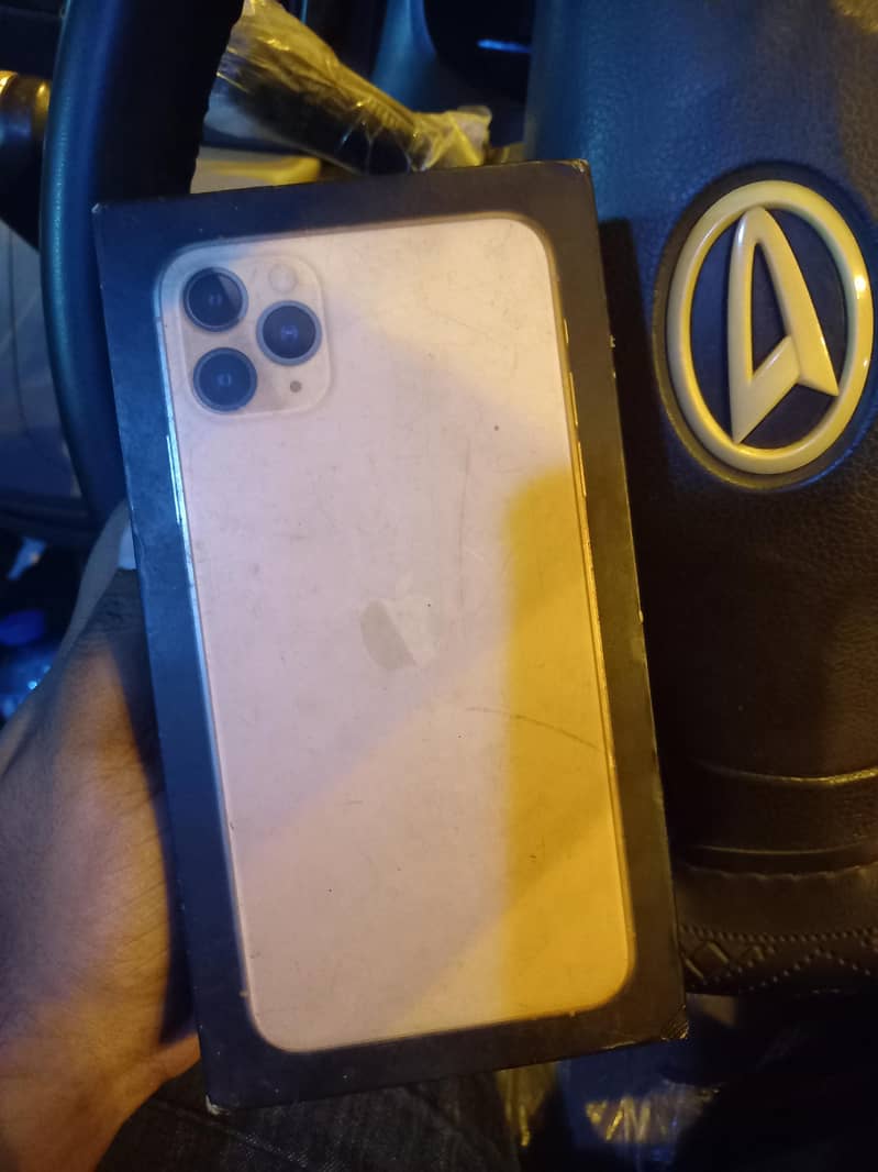 Apple iPhone 11 Pro Max 1