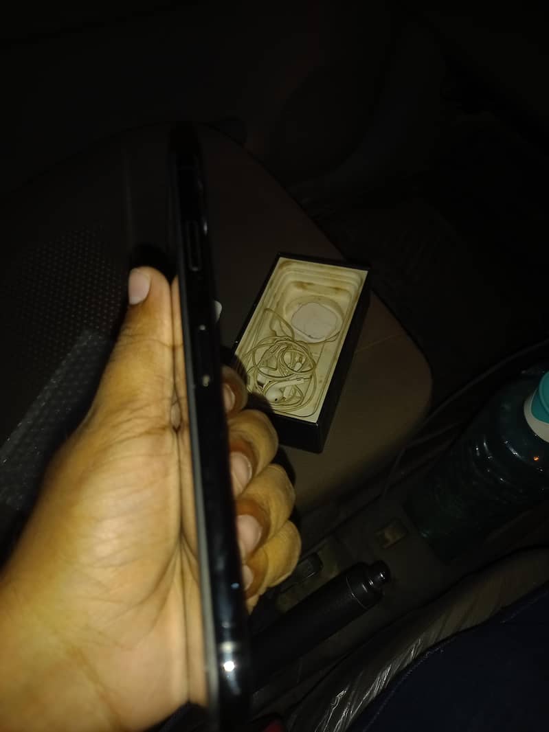 Apple iPhone 11 Pro Max 5