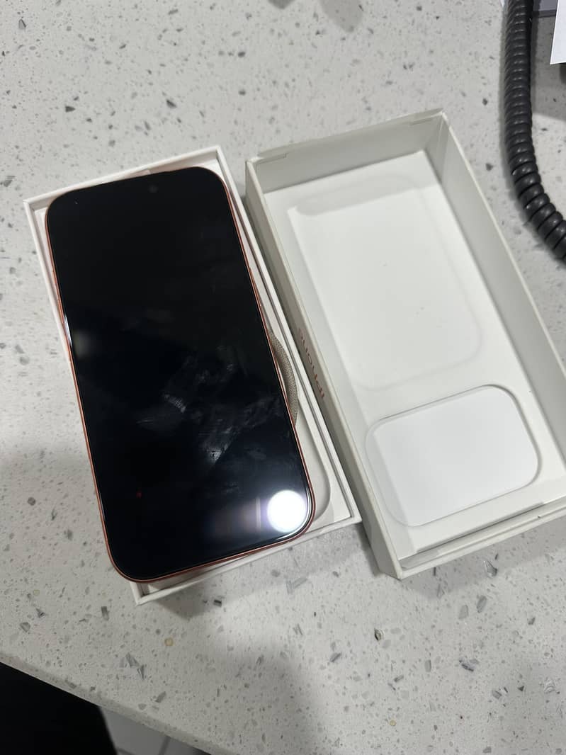 Apple iPhone 17 Pro 2