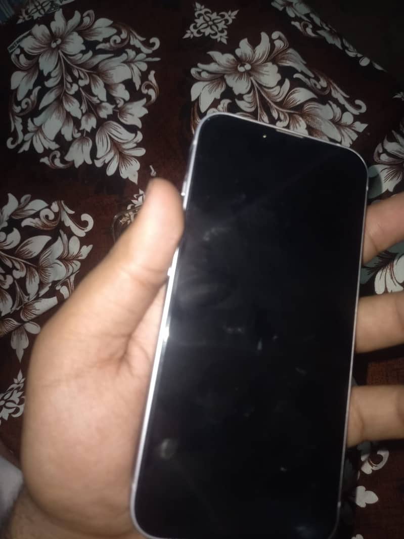 Apple iPhone 14 2