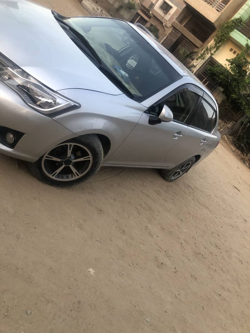 Toyota Corolla Axio 2012 8