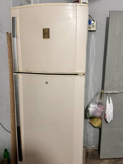 fridge refrigerator and frezer