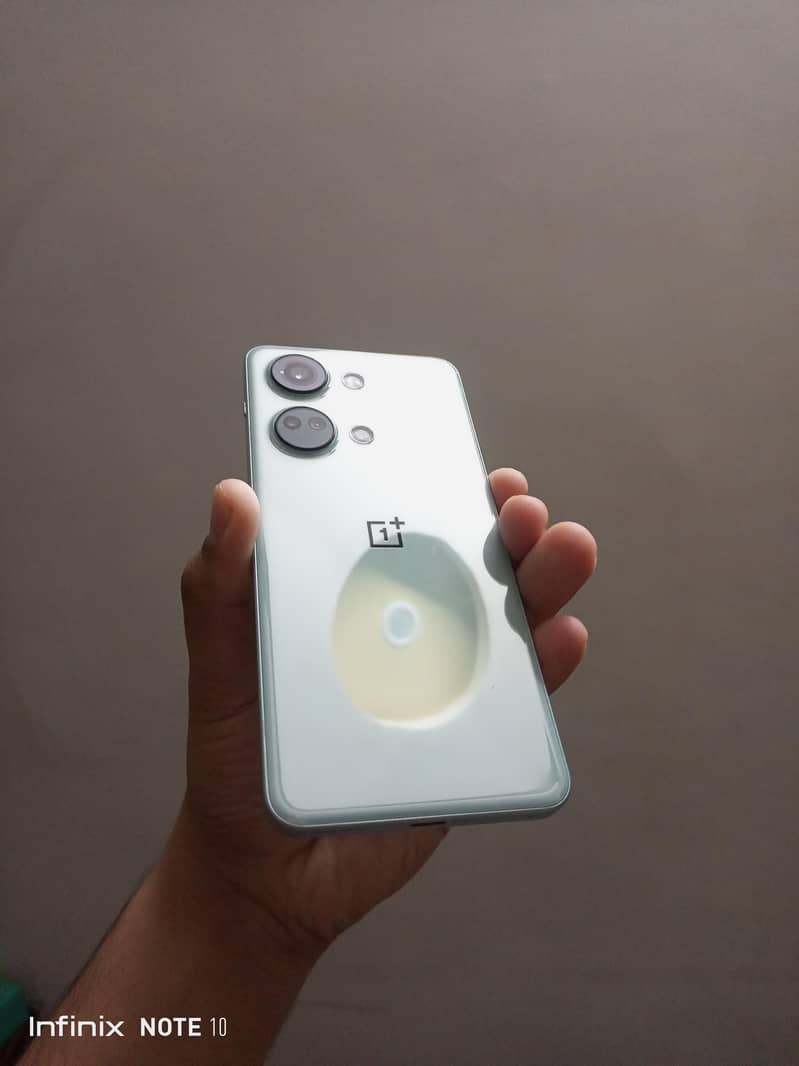 One Plus Ace 2V 0
