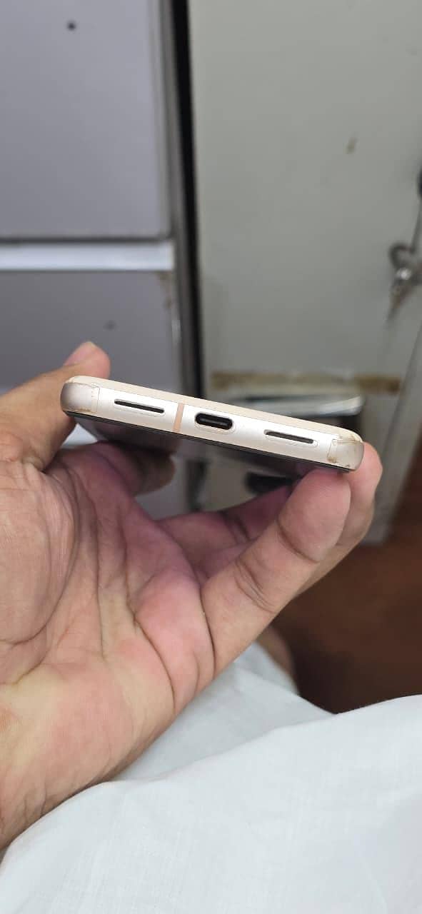 Google Pixel 8 1
