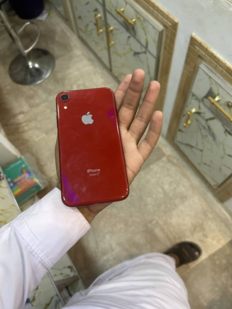 Apple iPhone XR 2