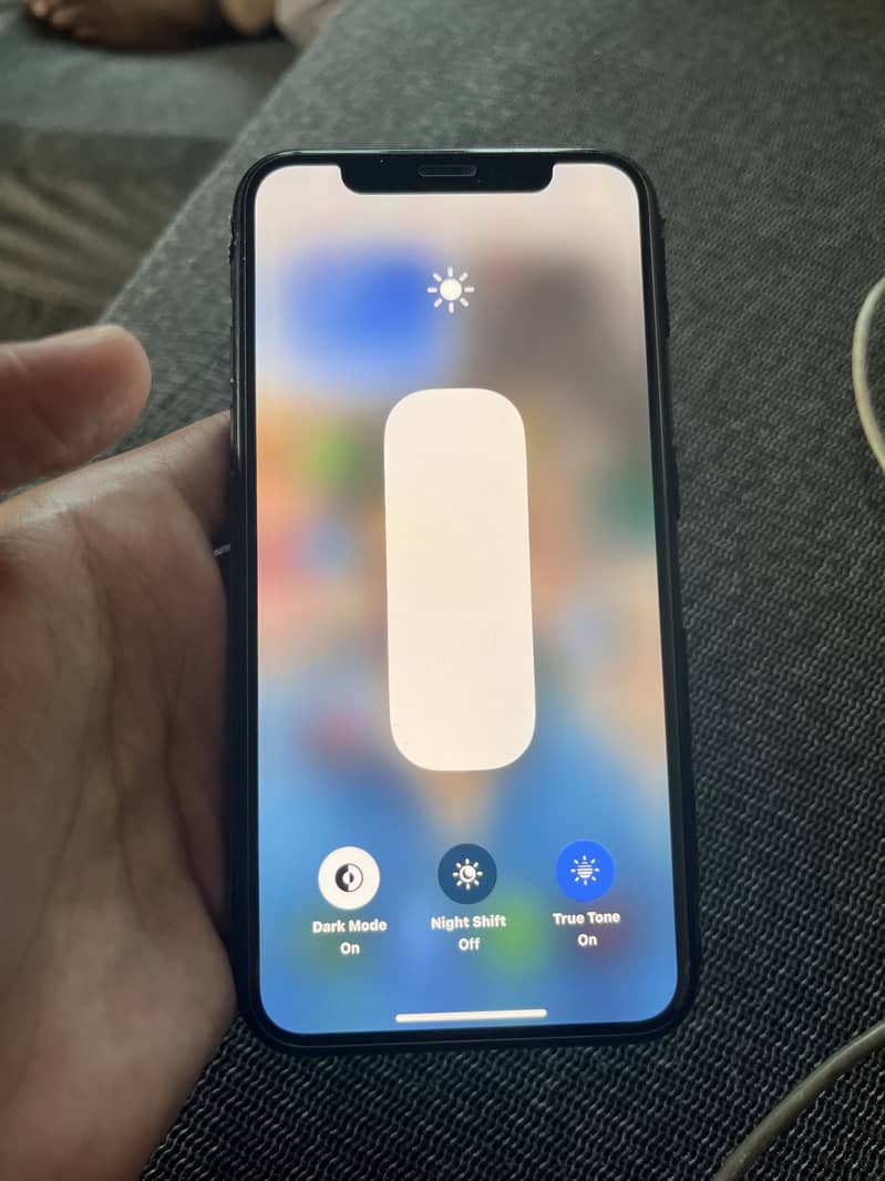 Apple iPhone XS 3