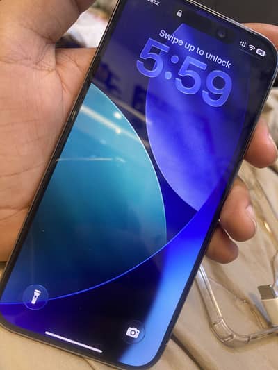 Apple iPhone 15 Pro screen just replace orignal 81 health geniue