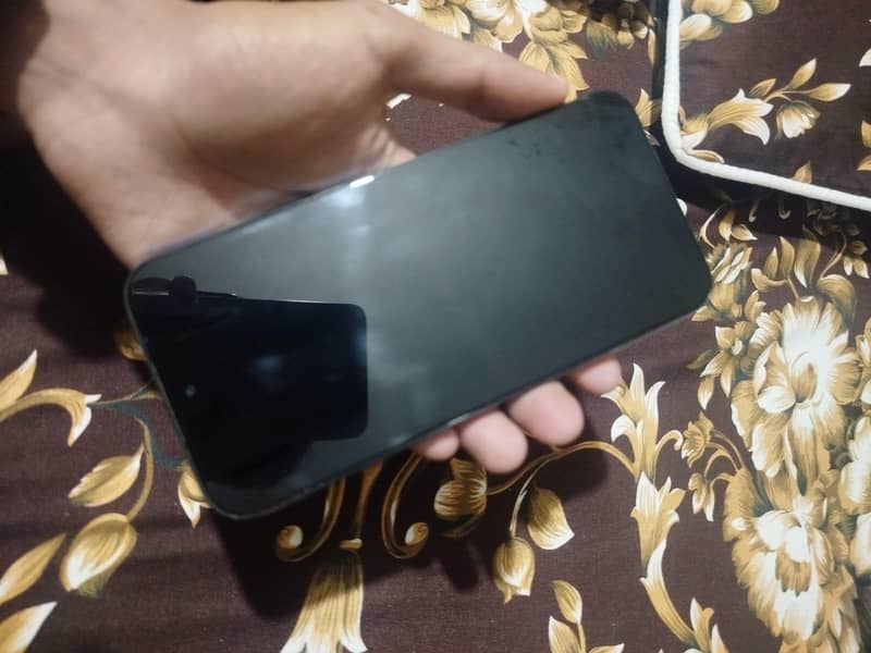Realme C85 4