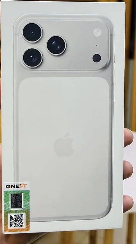 Apple iPhone 17 Pro Max 1