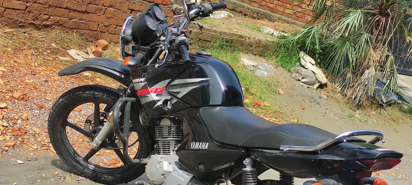 YBR 125G 2017 model 1