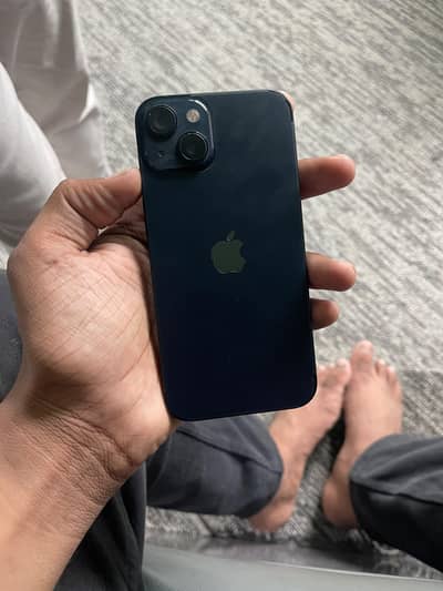 Apple iPhone 13