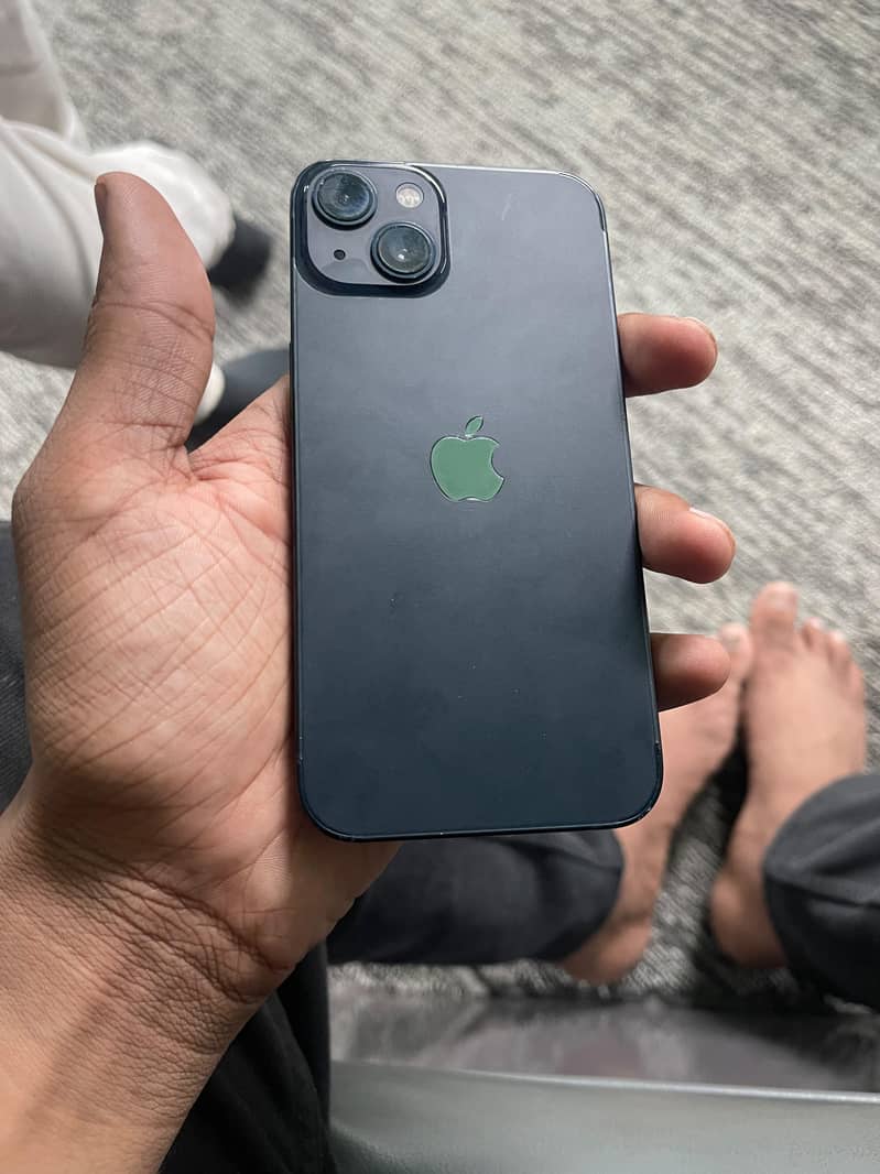 Apple iPhone 13 5