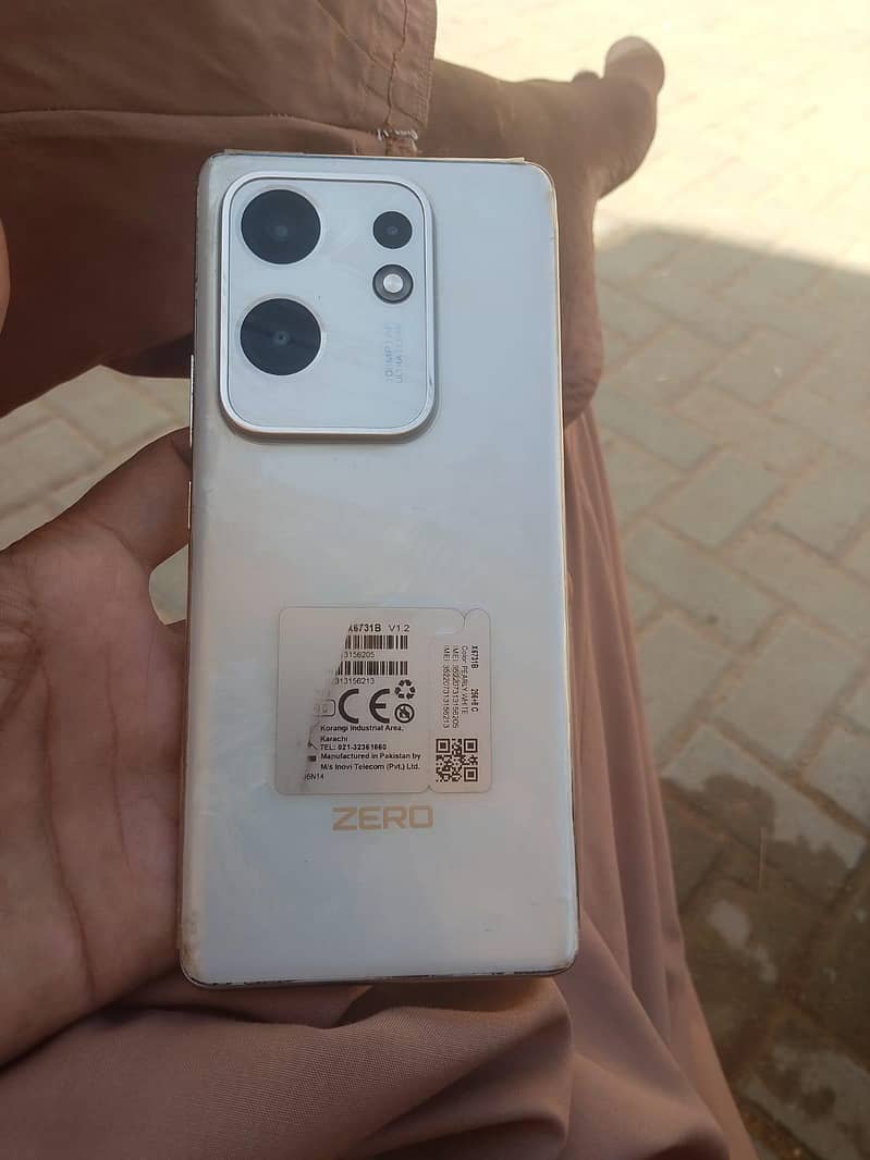 Infinix Zero 30 1