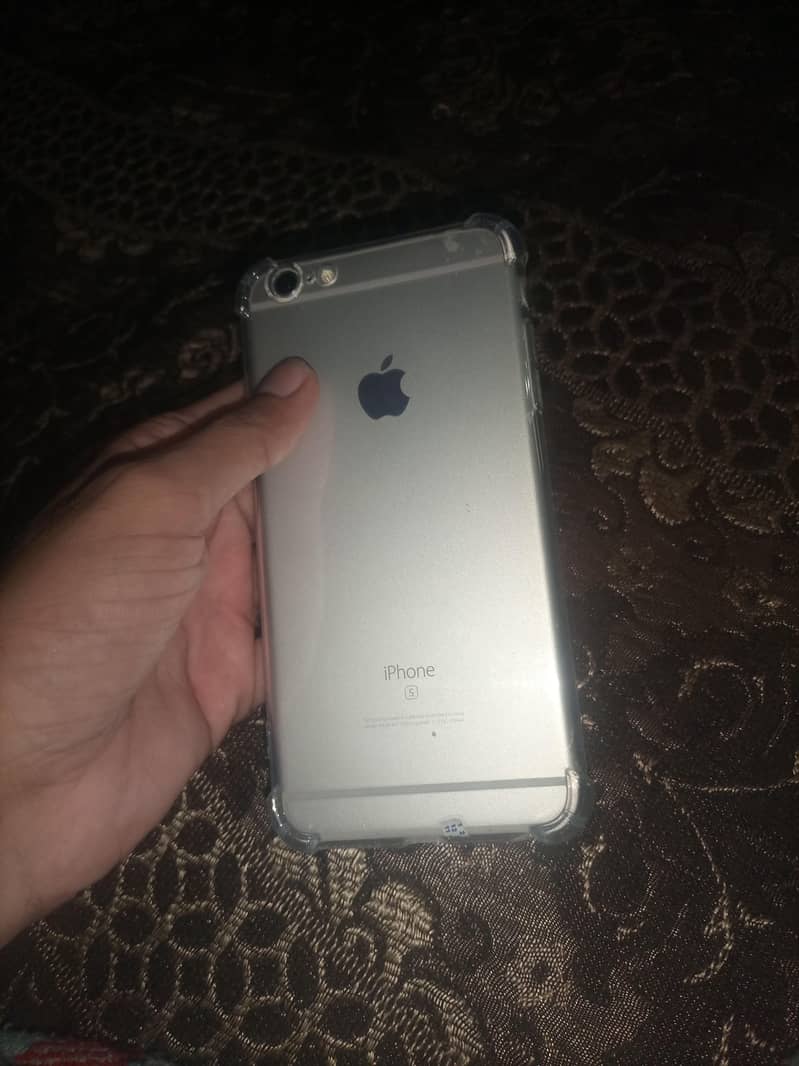 Apple iPhone 6S Plus 1