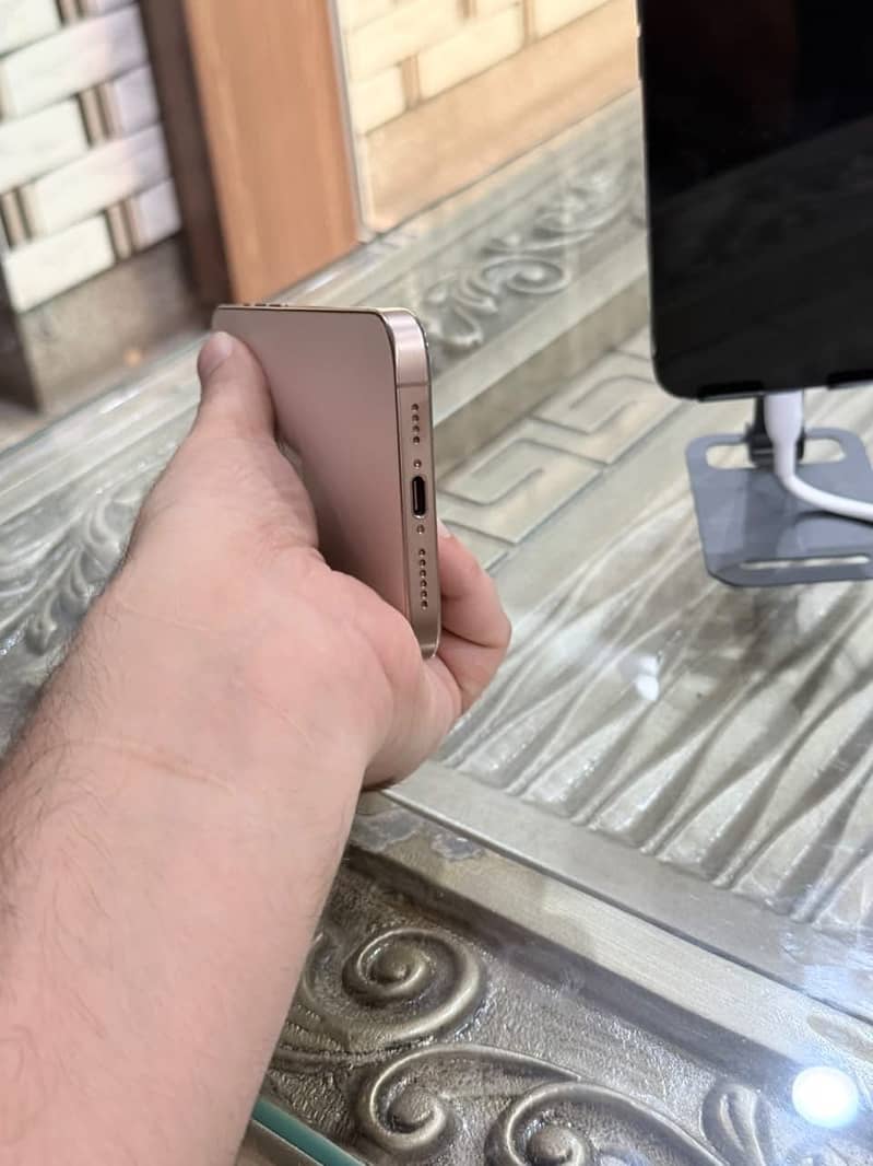 Apple iPhone 16 Pro Max bypass 6