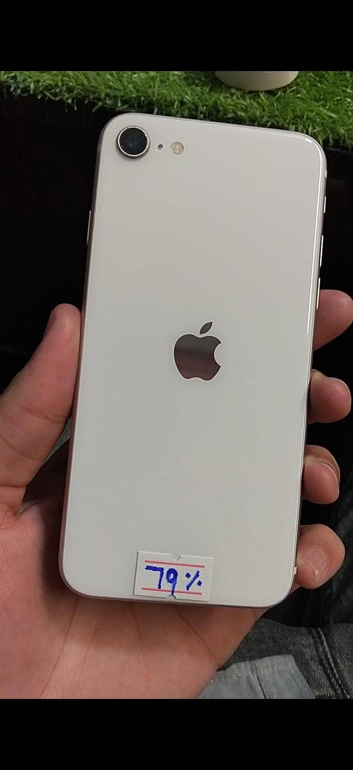 Apple iPhone SE 3rd Generation 0