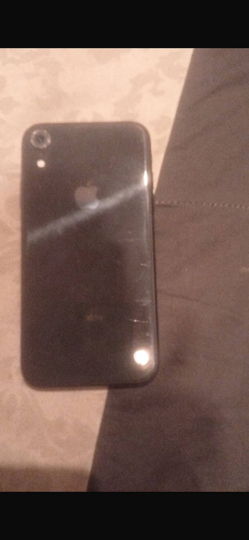 Apple iPhone XR 1